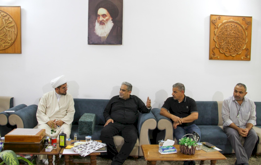 وفدٌ من صحفيي بابل يزورُ تُراثَ الحِلّةِ