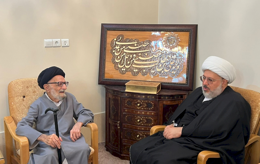 وفدُ المعارفِ يزورُ المحقّقَ الأشكوري