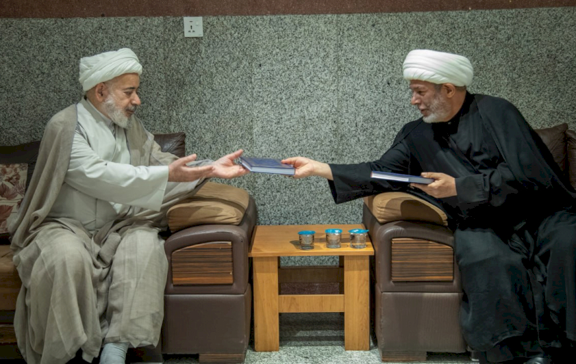 وفد قسم المعارف يبحث آلية طباعة المؤلفات العقائدية الجديدة للشيخ محمد الطبسي