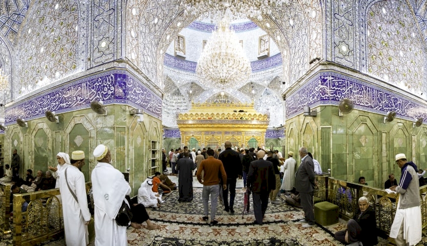 تقرير مصور يُبيّن التفاصيل الدقيقة للجهة الجنوبيّة من شباك ضريح المولى أبي الفضل عليه السّلام