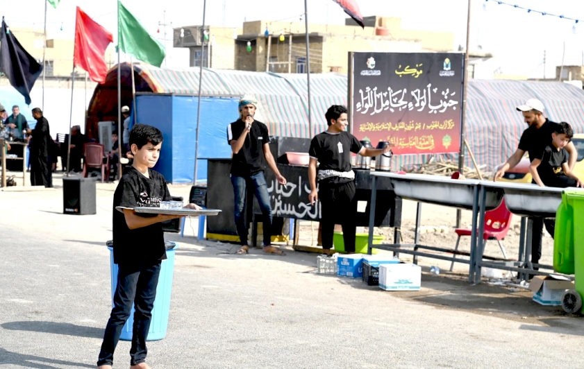 موكبُ (جنوب الولاء لحامل اللواء).. علامةٌ فارقةٌ في الخدمةِ الحُسينيّةِ