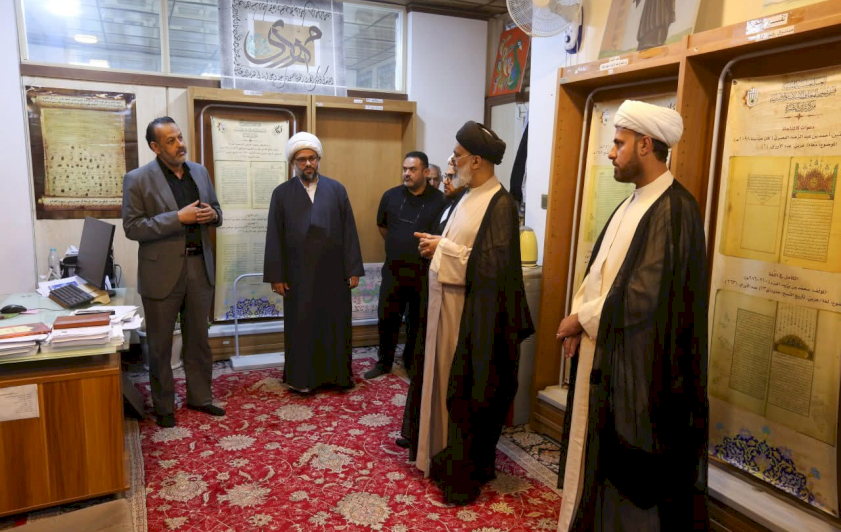 السيدُ آصفُ اللعيبيُّ يشيدُ بجهودِ مركزِ تراثِ البصرةِ
