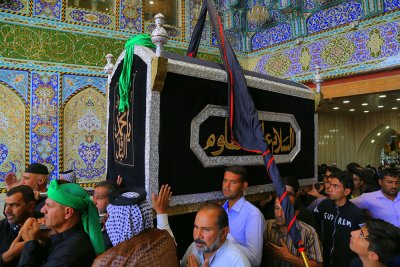 توافد المعزين ومحبين اهل البيت (عليهم السلام) الى كربلاء لإحياء ذكرى استشهاد الإمام محمد الباقر (عليه السلام 