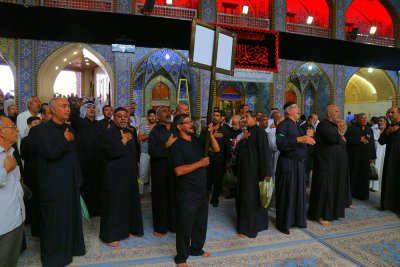 توافد المعزين ومحبين اهل البيت (عليهم السلام) الى كربلاء لإحياء ذكرى استشهاد الإمام محمد الباقر (عليه السلام 