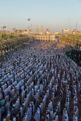 احياء صلاة عيد الاضحى المبارك في منطقة بين الحرمين الشريفين