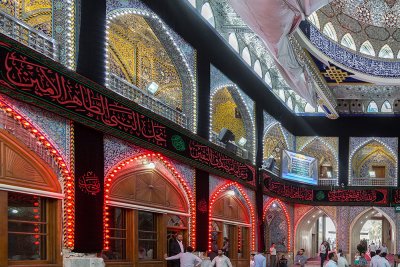 العتبة العباسية المقدسة تتشح بالسواد بحلول شهر الاحزان