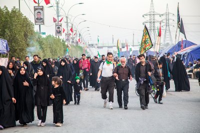 استمرار توافد الملايين من الزائرين نحو كربلاء المقدسة
