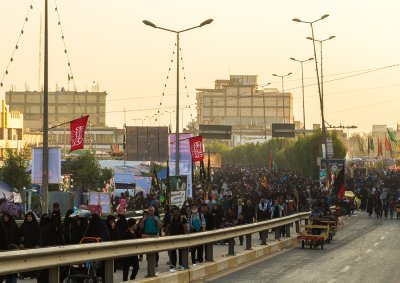 استمرار توافد الملايين من الزائرين نحو كربلاء المقدسة