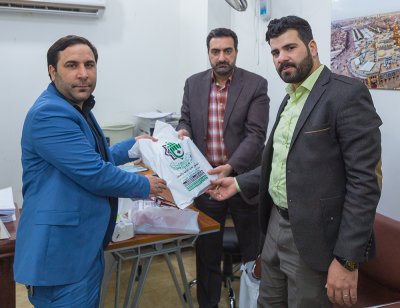 قسم المعارف الإسلامية في العتبة العباسية المقدسة يواصل توزيع نتاجه الفكري في عموم محافظات البلد 