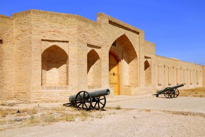 خان النخيلة