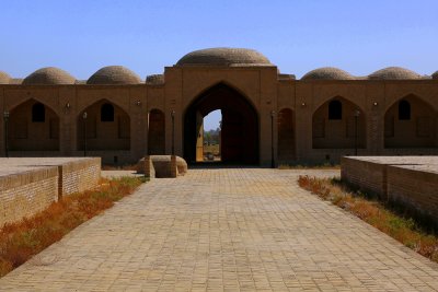 خان النخيلة
