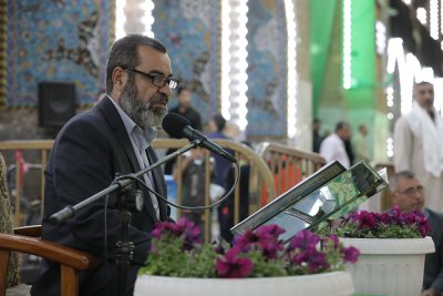 جانب من المحفل القرآني الأسبوعي الذي يقيمه مركز إعداد القرّاء والحفاظ التابع لمعهد القرآن الكريم في قسم شؤون المعارف الإسلامية والإنسانية. المحفل يقام كل يوم جمعة في الصحن العباسي الشريف