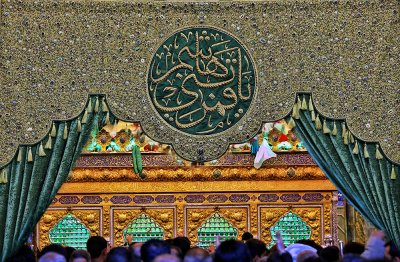استذكاراً ووفاءً لصاحبة الوفاء أمّ البنين (عليها السلام): العتبتان المقدستان تقيمان عزاء في الصحن العباسي المقدس