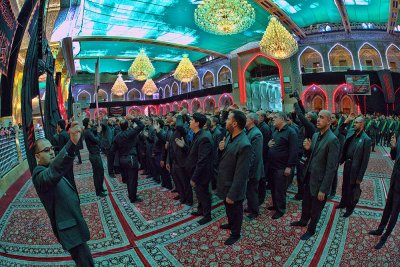 استذكاراً ووفاءً لصاحبة الوفاء أمّ البنين (عليها السلام): العتبتان المقدستان تقيمان عزاء في الصحن العباسي المقدس