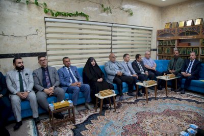 تعاونٌ أكاديميٌّ بين قسمِ المعارفِ وجامعةِ كربلاءَ                                     استقبلَ قسمُ شؤونِ المعارفِ الإسلاميَّةِ والإنسانيَّةِ في العتبةِ العبّاسيَّةِ المقدَّسةِ، صباحَ اليومِ الأحدِ (٢٦ تشرينَ الأوّلِ ٢٠٢٥م)، وفدًا أكاديميًّا من كليّةِ الت