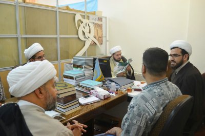 وفد العتبة العباسية المقدسة تزور المؤسسات والمراكز التحقيقية في مدينة قم المقدسة