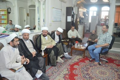 وفد العتبة العباسية المقدسة تزور المؤسسات والمراكز التحقيقية في مدينة قم المقدسة