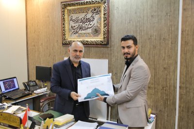 قسم المعارف الإسلامية والانسانية يوزع اصداراته الجديدة