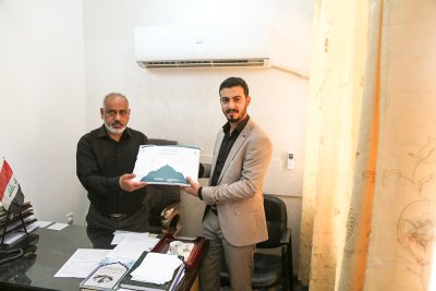 قسم المعارف الإسلامية والانسانية يوزع اصداراته الجديدة