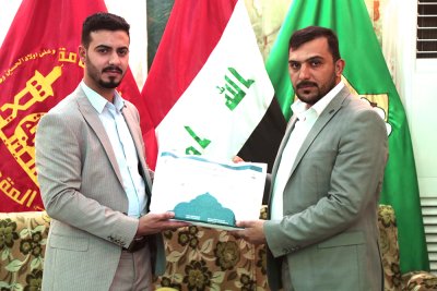 قسم المعارف الاسلامية والإنسانية يستمر بتوزيع إصدارته الجديدة