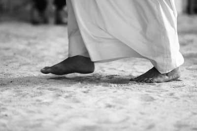 أقدام العاشقين