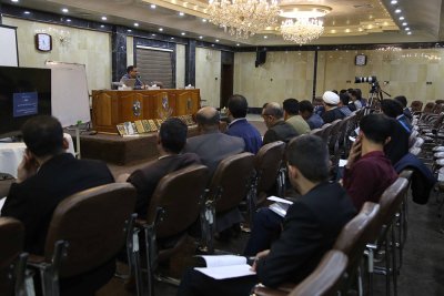 العتبة العباسية المقدسة تقيم دورتها المتطورة في تحقيق المخطوطات