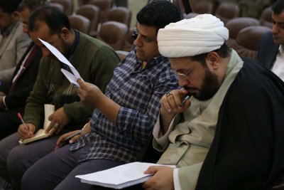 العتبة العباسية المقدسة تقيم دورتها المتطورة في تحقيق المخطوطات