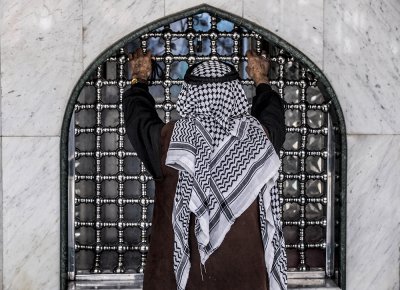 مرقد سيد العلماء السيد محمد الطباطبائي الملقب بالمجاهد