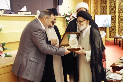 برعاية الامانة العامة للعتبة العباسية المقدسة...  قسم شؤون المعارف الاسلامية والإنسانية يقيم معرض تراثنا هويتنا السنوي الأول