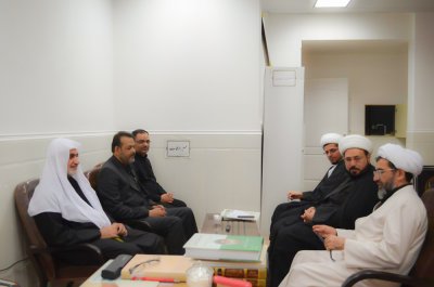 وفد العتبة العباسية المقدسة يواصل زياراته لأساطين العلماء و المؤسَّساتِ التراثية في قم المقدسة