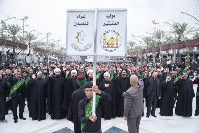 موكب الامام الحسين(ع) خدمة العتبتين المقدستين الحسينية والعباسية بذكرى وفاة الرسول الاعظم محمد ( ص )