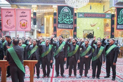 موكب الامام الحسين(ع) خدمة العتبتين المقدستين الحسينية والعباسية بذكرى وفاة الرسول الاعظم محمد ( ص )