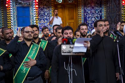 موكب الامام الحسين(ع) خدمة العتبتين المقدستين الحسينية والعباسية بذكرى وفاة الرسول الاعظم محمد ( ص )