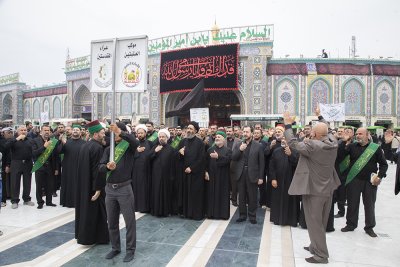 موكب الامام الحسين(ع) خدمة العتبتين المقدستين الحسينية والعباسية بذكرى وفاة الرسول الاعظم محمد ( ص )