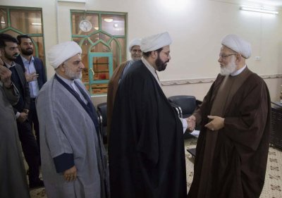 رئيس قسم شؤون المعارف الإسلامية والإنسانية يزور مركز الدراسات العليا للتفسير وعلوم القرآن في النجف الأشرف