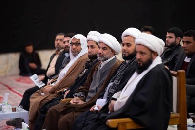 قسم شؤون المعارف الإسلاميّة والإنسانيّة يُقيمُ محاضرةً في محافظة الديوانيّة حول (التعريف بكتابة تاريخ المراقد والمزارات المقدّسة)