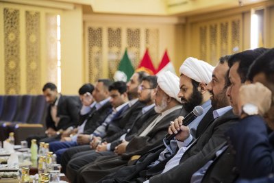 قسم شؤون المعارف الإسلامية والإنسانية يقيم لمنتسبيه محاضرة عن البرمجيات الحديثة لّلغة العربية