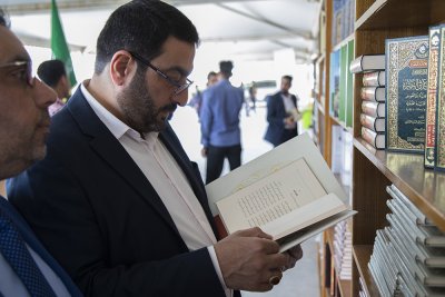 بنتاجاتٍ علميّةٍ عديدة... قسم شؤون المعارف الاسلامية والإنسانية ممثلاً عن العتبة العباسية المقدّسة في معرض الكتاب الإسلامي بجامعة وارث الأنبياء 
