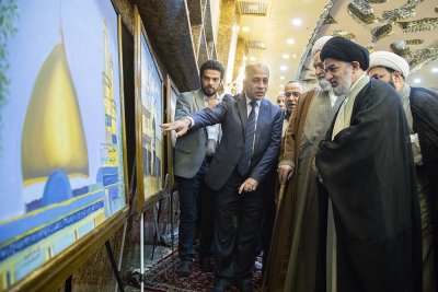 بمناسبة الذكرى الخمسين لرحيل العلّامة الشيخ آقا بزرك الطهراني السيد الصافي –دام عزّه- يفتتح المعرض التراثي الصوري الذي أقامه قسم شؤون المعارف الإسلامية والانسانية