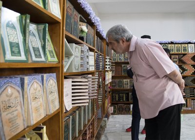 معرضُ قسم شؤون المعارف الإسلامية والإنسانية للكتاب يُزيّن أروقةَ كلية الإدارة والاقتصاد في جامعة كربلاء
