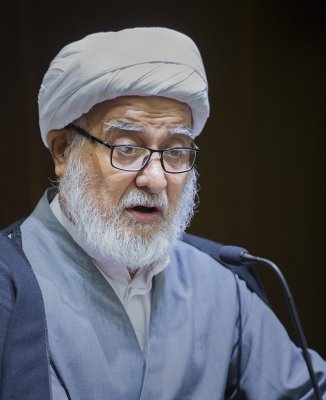 ضمن سلسلة ندواته التراثية قسم شؤون المعارف الإسلاميّة والإنسانيّة يُقيم ندوة عن الإرث الفكريّ والعلميّ للشيخ المحقّق يوسف البحرانيّ