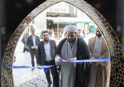 رئيسُ قسم شؤون المعارف الإسلاميّة والإنسانيّة يفتتحُ منفذًا جديدًا لمبيعات مطبوعات القسم في منطقة ما بين الحرمين الشريفين