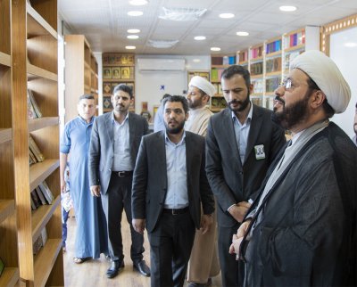 رئيسُ قسم شؤون المعارف الإسلاميّة والإنسانيّة يفتتحُ منفذًا جديدًا لمبيعات مطبوعات القسم في منطقة ما بين الحرمين الشريفين