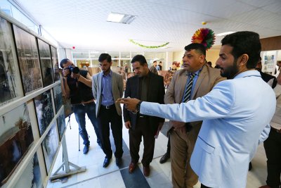 قسم شؤون المعارف الاسلامية والانسانية يفتتح معرض الكتاب في جامعة كربلاء كلية التربية للعلوم الانسانية