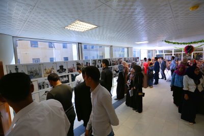 قسم شؤون المعارف الاسلامية والانسانية يفتتح معرض الكتاب في جامعة كربلاء كلية التربية للعلوم الانسانية