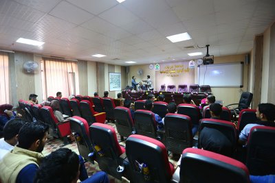 قسم شؤون المعارف الاسلامية والانسانية يفتتح معرض الكتاب في جامعة كربلاء كلية التربية للعلوم الانسانية