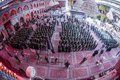 خَدَمةُ العتبتين المقدّستين يعزّون الإمام الحسين وأخاه أبا الفضل (عليهما السلام) في ذكرى استشهاد الإمام محمد الجواد  (عليه السلام) 