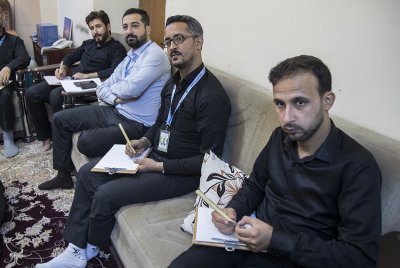 قسم شؤون المعارف الإسلامية والإنسانية يقيم دورة في الخط العربي