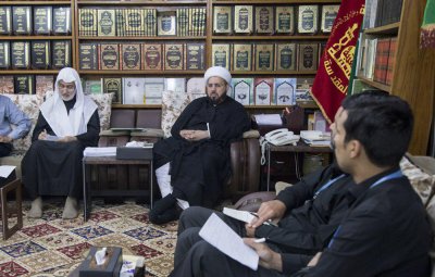 رئيس قسم شؤون المعارف الإسلامية والإنسانية يجتمع مع أعضاء اللجنة الإعلامية للمؤتمر العلمي الدولي الأوّل الخاص بالتراث الكربلائي