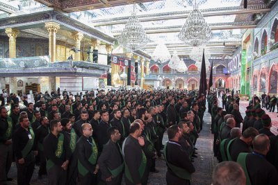 خَدَمةُ العتبتين المقدّستين يعزّون الإمام الحسين وأخاه أبا الفضل (عليهما السلام) في ذكرى استشهاد الإمام الحسن العسكري (عليه السلام)